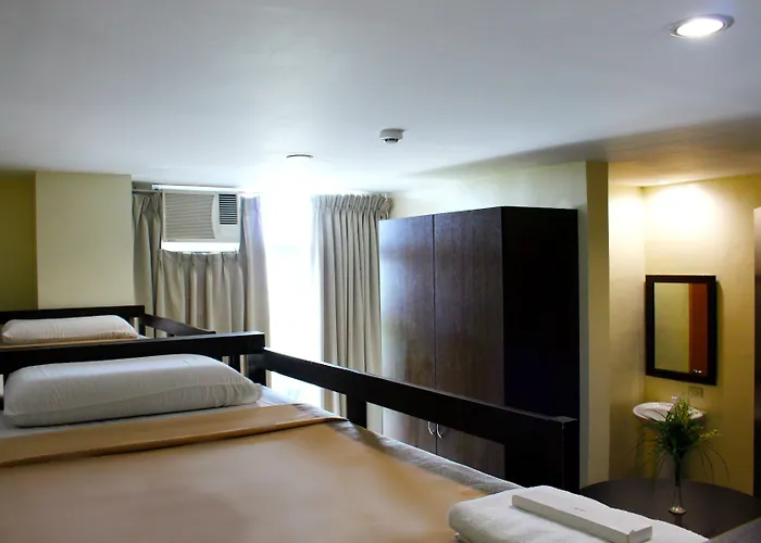 Cleverlearn Residences Отель 2*