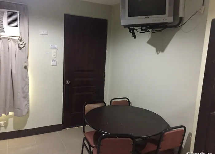 Cleverlearn Residences Мактан