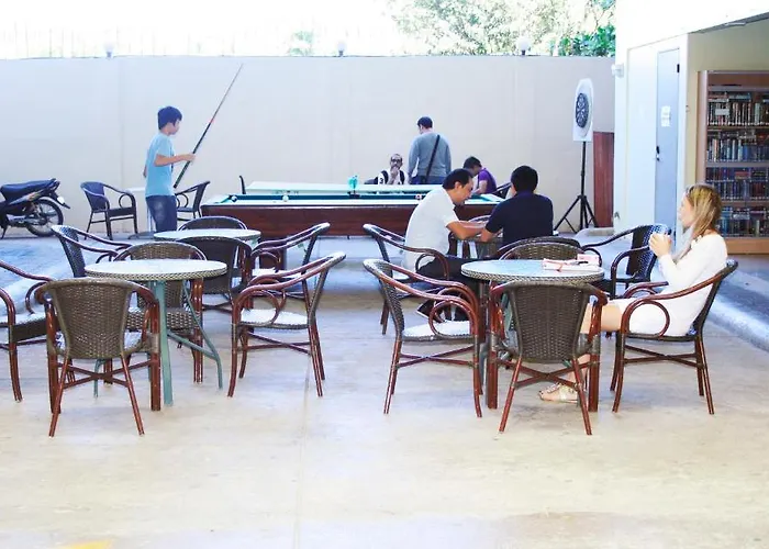 Cleverlearn Residences Мактан
